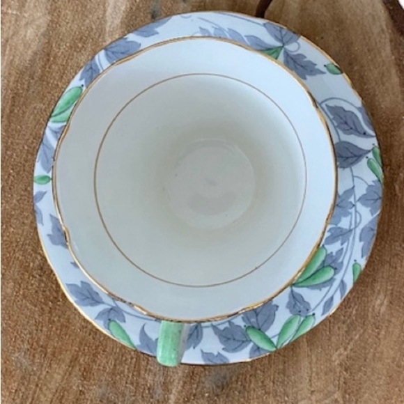 A.B.J Grafton China, Made in England, “Ashley” Tea Cup & Saucer - Picture 6 of 6